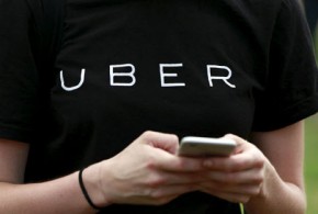 Uber chiến thắng trong vụ kiện bởi 15 hãng taxi